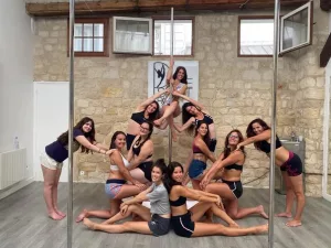 groupe evjf de pole dance